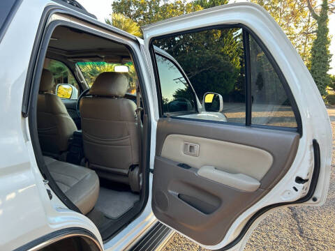 2002 Toyota 4Runner SR5