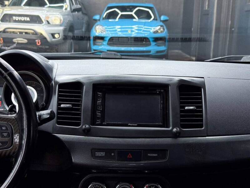 2010 Mitsubishi Lancer Evolution SE