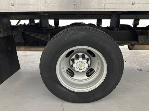 2022 Chevrolet Express 3500