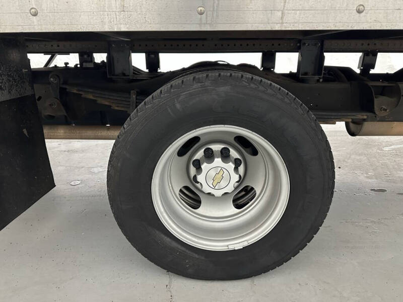 2022 Chevrolet Express 3500