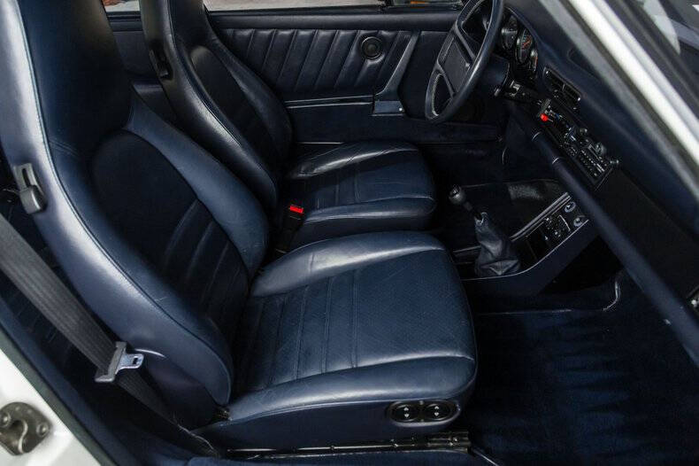 1988 Porsche 911 Carrera