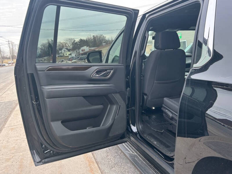 2022 GMC Yukon XL SLE