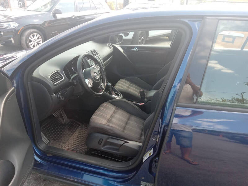 2011 Volkswagen GTI Base PZEV