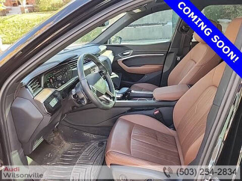 2024 Audi Q8 Sportback e-tron quattro Premium S line