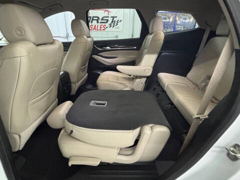 2020 Buick Enclave Essence