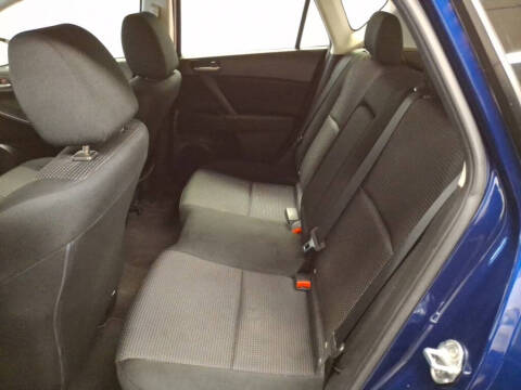 2013 Mazda MAZDA3 i Touring