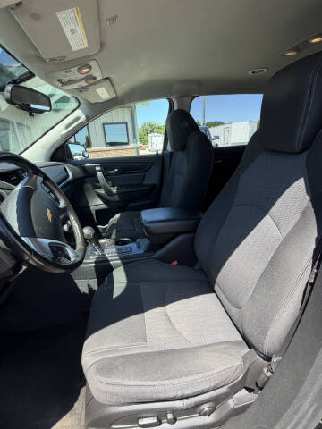 2017 Chevrolet Traverse LT