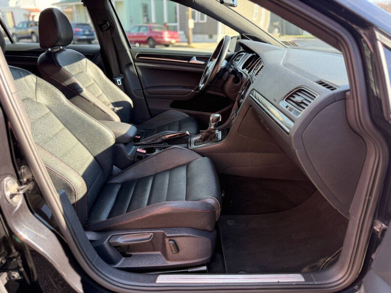 2015 Volkswagen Golf GTI Autobahn