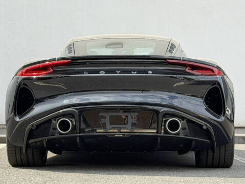 2025 Lotus Emira V6 Base