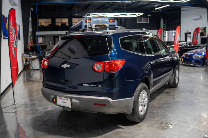 2012 Chevrolet Traverse LS
