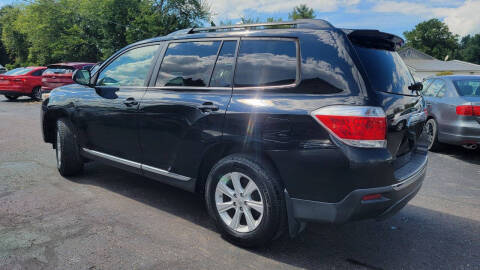 2011 Toyota Highlander SE