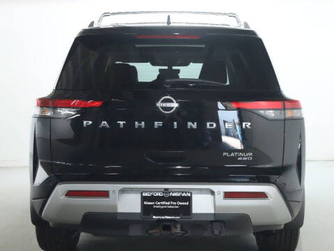 2023 Nissan Pathfinder Platinum