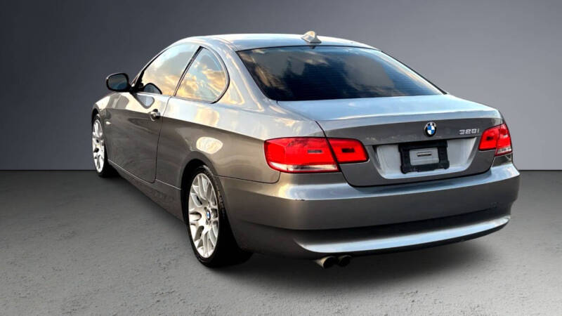 2010 BMW 3 Series 328i