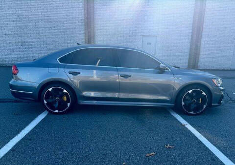 2017 Volkswagen Passat 1.8T R-Line