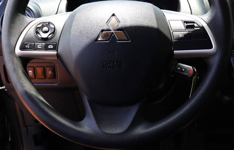 2024 Mitsubishi Mirage ES