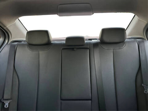 2014 BMW 3 Series 320i