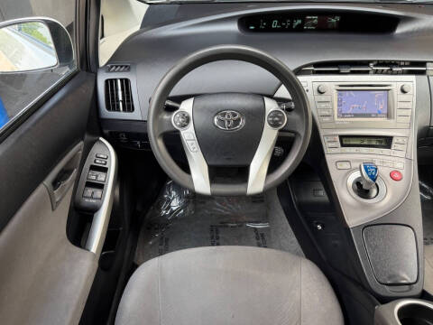 2015 Toyota Prius Three