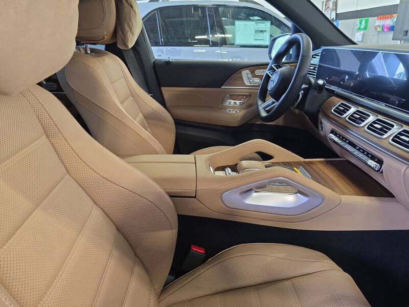 2025 Mercedes-Benz GLS GLS 580