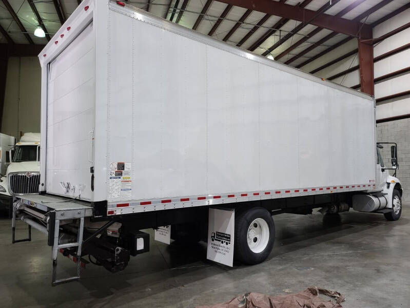 2018 International DuraStar 4300