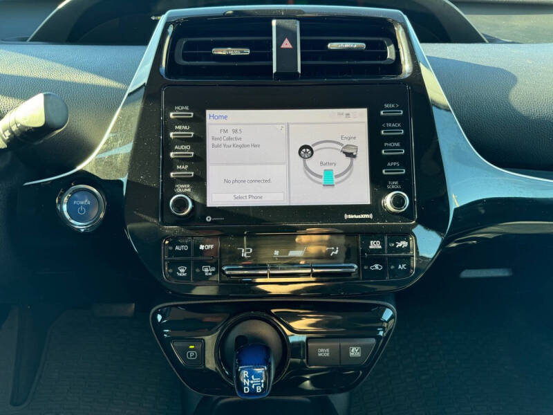 2021 Toyota Prius LE