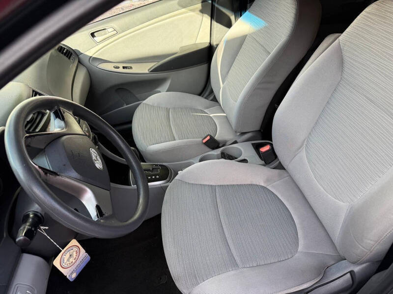 2015 Hyundai Accent GLS