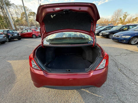 2017 Nissan Versa 1.6 SV