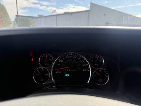 2024 Chevrolet Express 2500