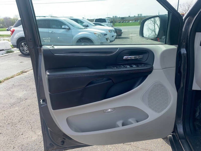 2014 Dodge Grand Caravan SE