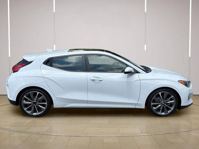 2019 Hyundai Veloster 2.0L Premium