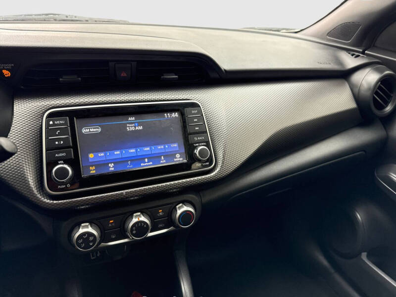 2020 Nissan Kicks S