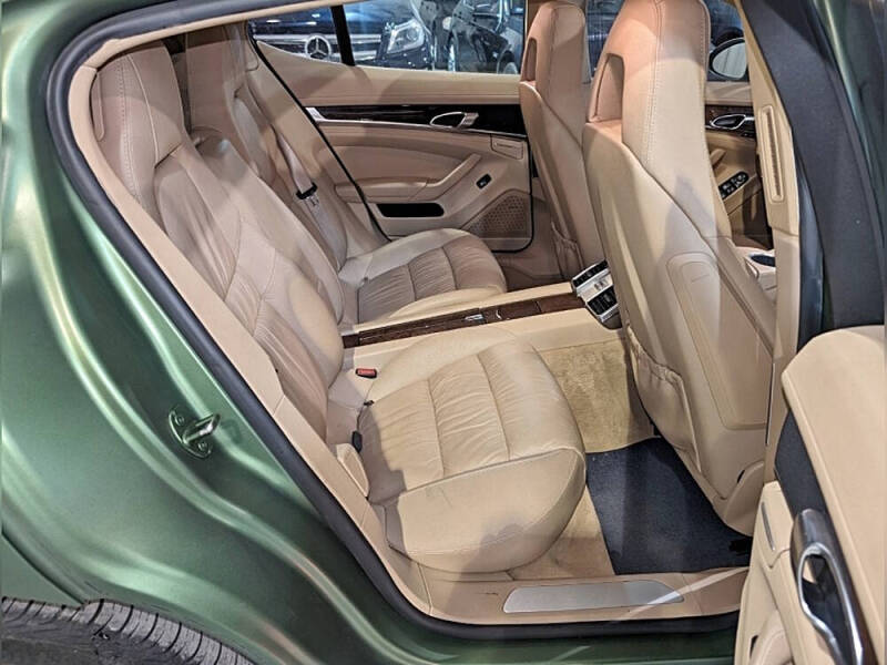 2011 Porsche Panamera