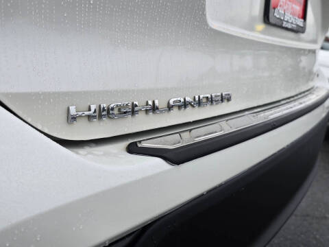 2021 Toyota Highlander Hybrid XLE