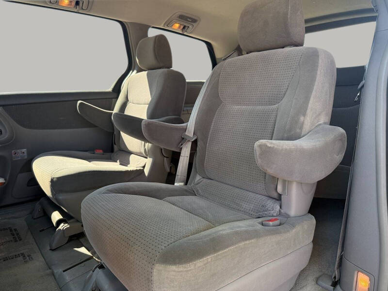 2006 Toyota Sienna