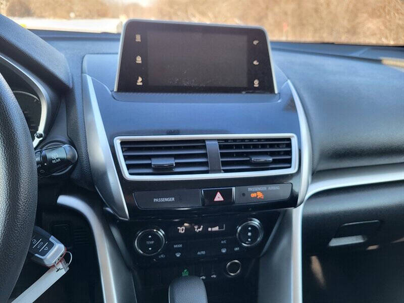 2019 Mitsubishi Eclipse Cross LE