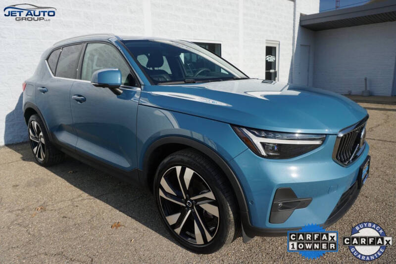 2023 Volvo XC40 Ultimate's photo