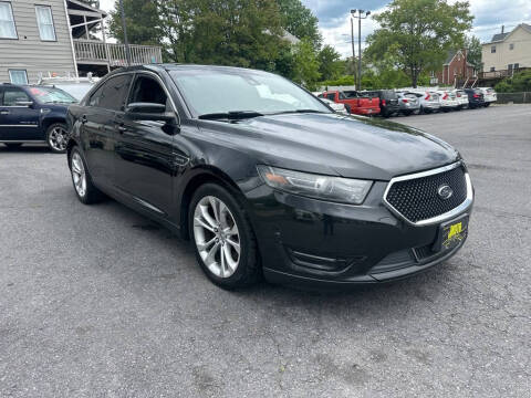 2013 Ford Taurus SHO