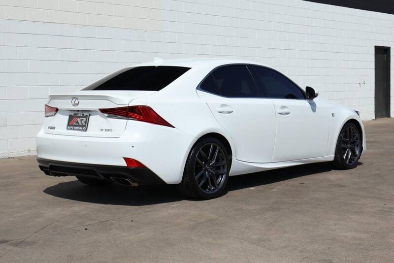 2019 Lexus IS 350
