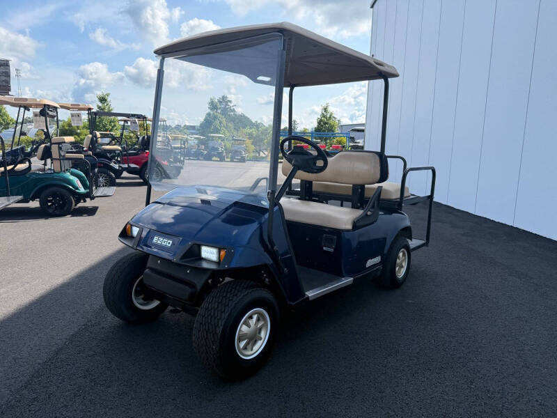 2003 E-Z-GO TXT