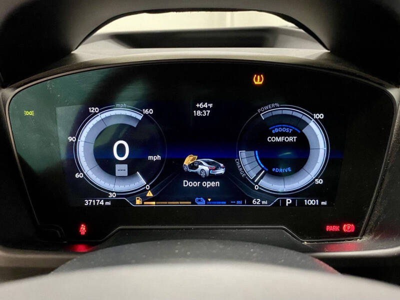 2016 BMW i8