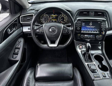 2017 Nissan Maxima Platinum