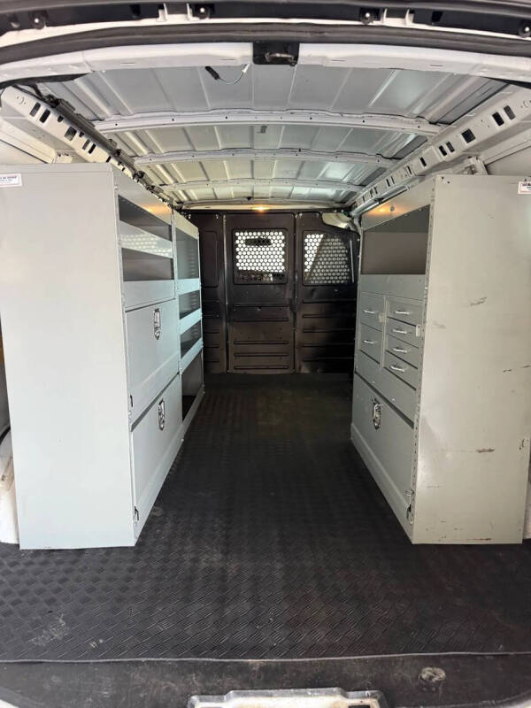 2019 Chevrolet Express 2500