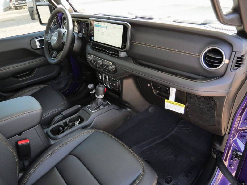 2026 Jeep Gladiator Sahara