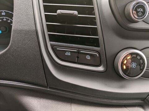 2025 Ford Transit 250