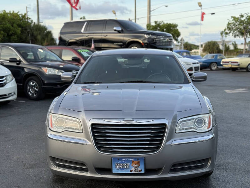 2011 Chrysler 300