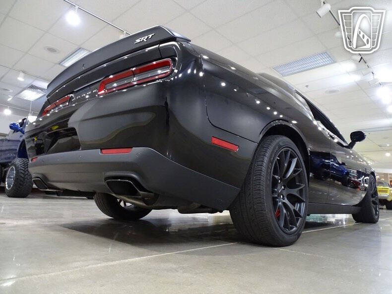 2015 Dodge Challenger SRT Hellcat