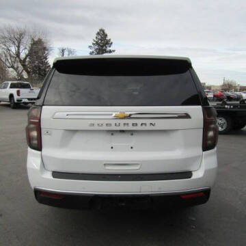 2023 Chevrolet Suburban LS