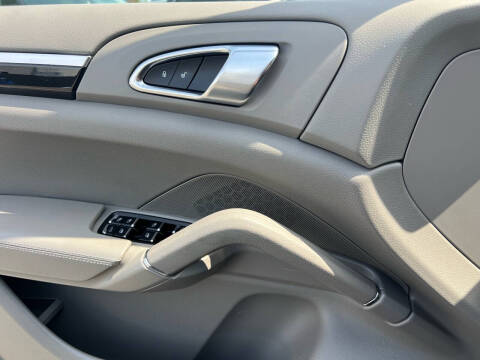 2012 Porsche Cayenne Tiptronic