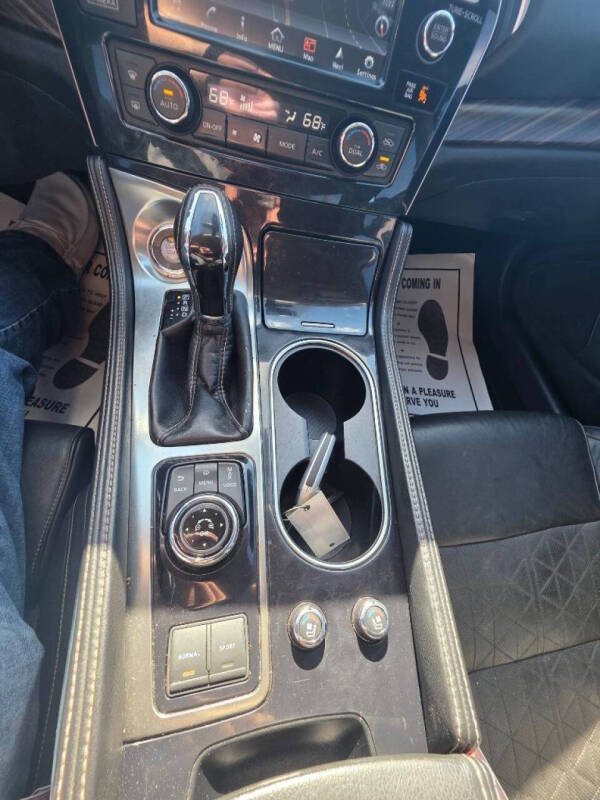 2017 Nissan Maxima Platinum