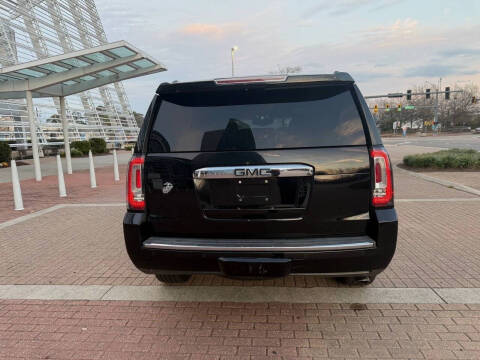 2017 GMC Yukon Denali