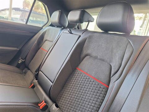 2026 Volkswagen Golf GTI SE